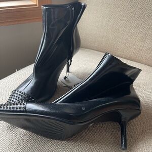 NWT Zara studded boots